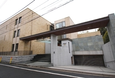 松濤ヒルトップハウス (Shoto Hilltop House)