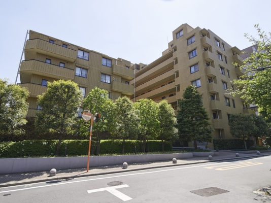 藤和赤坂アパートメント (Touwa Akasaka Apartment)