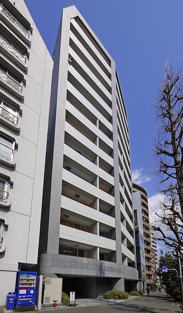 ラヴォーグ南青山 ラヴォーグ南青山