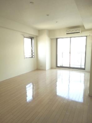 レガーロ新橋 （REGALO 新橋）