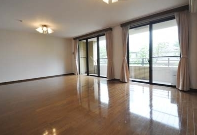 赤坂アパートメント