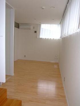 M2 （エムツー）