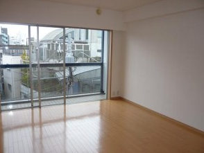 太子堂イースト