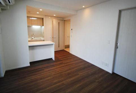 ルーエ渋谷神山町 (Ruhe渋谷神山町) ルーエ渋谷神山町 (Ruhe渋谷神山町)