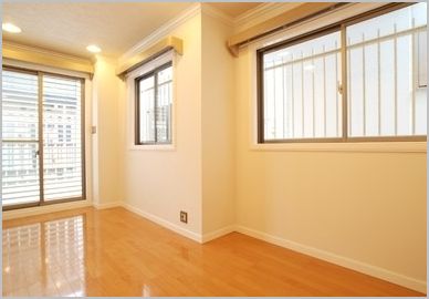 ホワイトハウス(WHITE HOUSE)