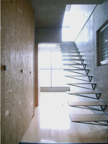 crevice (クレビス)